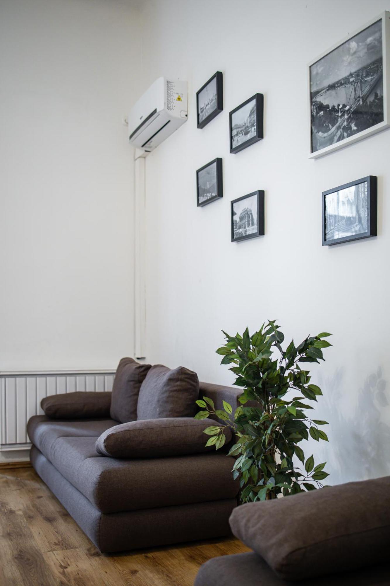 Real Apartments Lovag Budapest Exterior photo